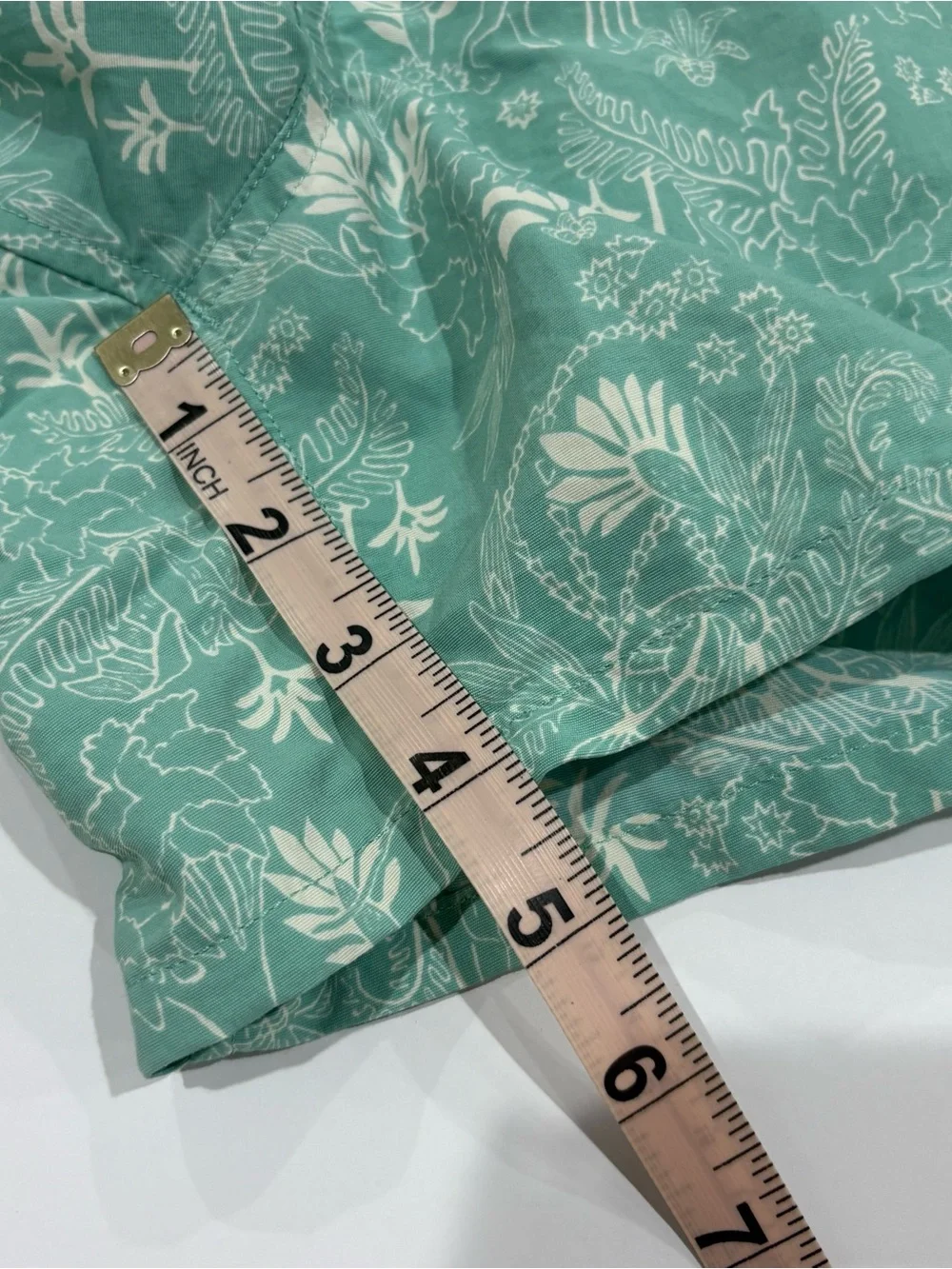 Patagonia Womens XS Baggies Shorts Green Tropical Print Hiking Outdoor - Picture 7 of 8